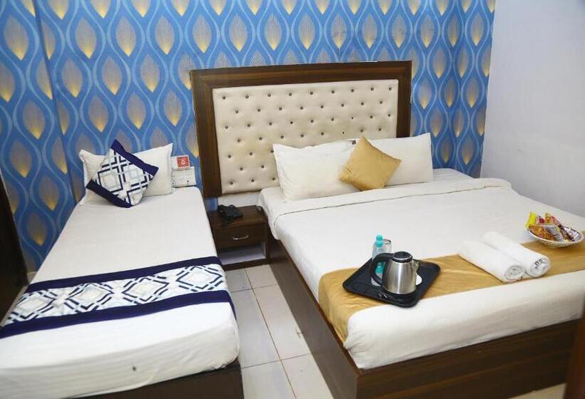 اتاق راحتی سه تخته, Mn Grand Shamshabad Airport Zone Hyderabad