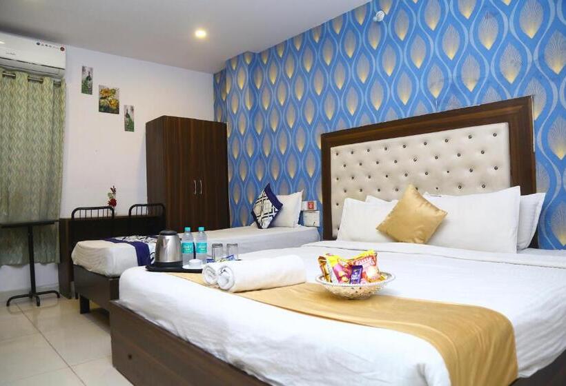 컴포트 트리플 룸, Mn Grand Shamshabad Airport Zone Hyderabad
