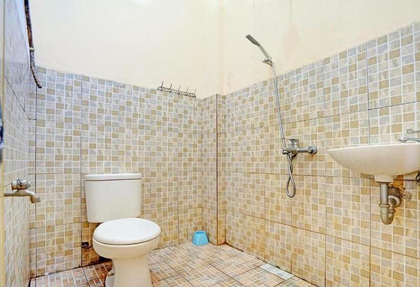 חדר אקונומי יחיד, Oyo 91984 Taufik Kost Syariah