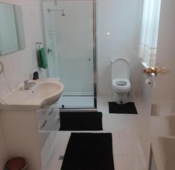 اتاق استاندارد, Hunters