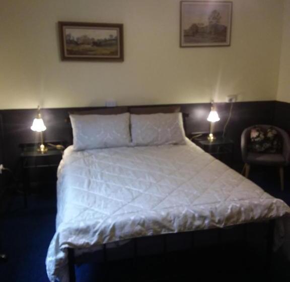 اتاق استاندارد, Hunters