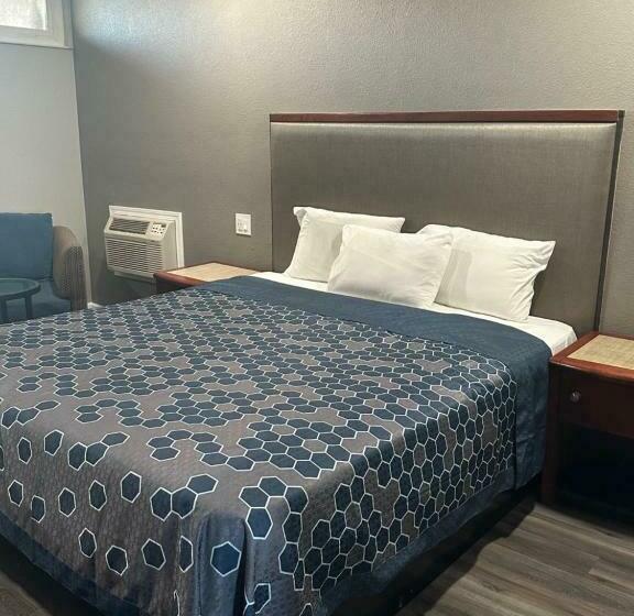 חדר סטנדרט עם מיטת קינג, Royal Motel Tracy