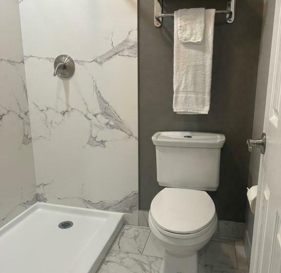 חדר סטנדרט עם מיטת קינג, Royal Motel Tracy