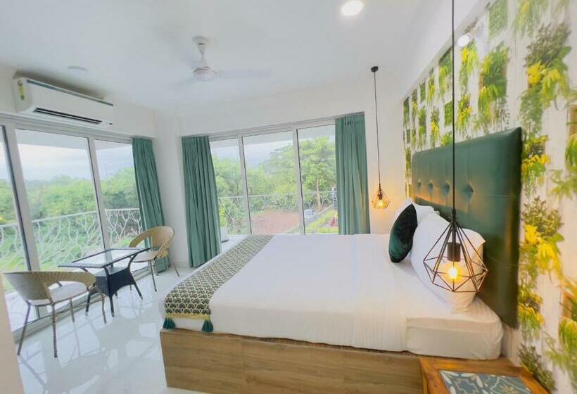 Quarto Estandar Vista Piscina, The Mayfield Resort, Vagator