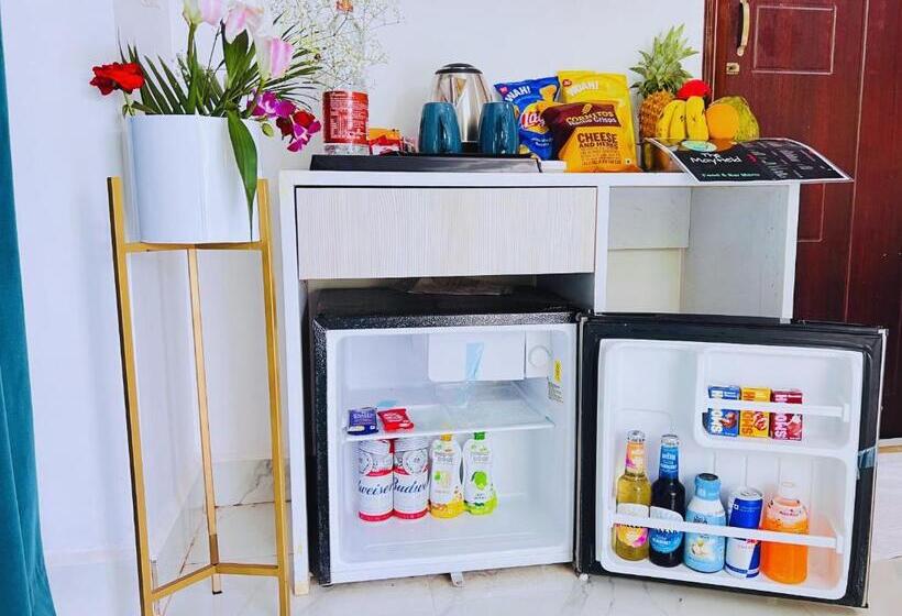 스탠다드 룸 풀장 전망, The Mayfield Resort, Vagator