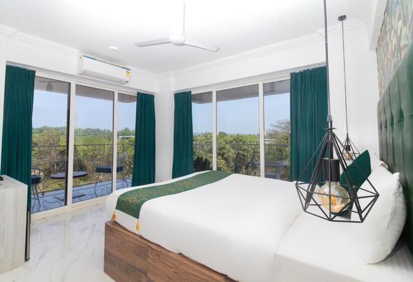 Quarto Estandar Vista Piscina, The Mayfield Resort, Vagator