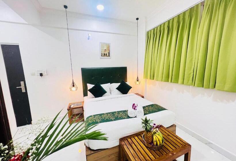 이코노미 룸, The Mayfield Resort, Vagator