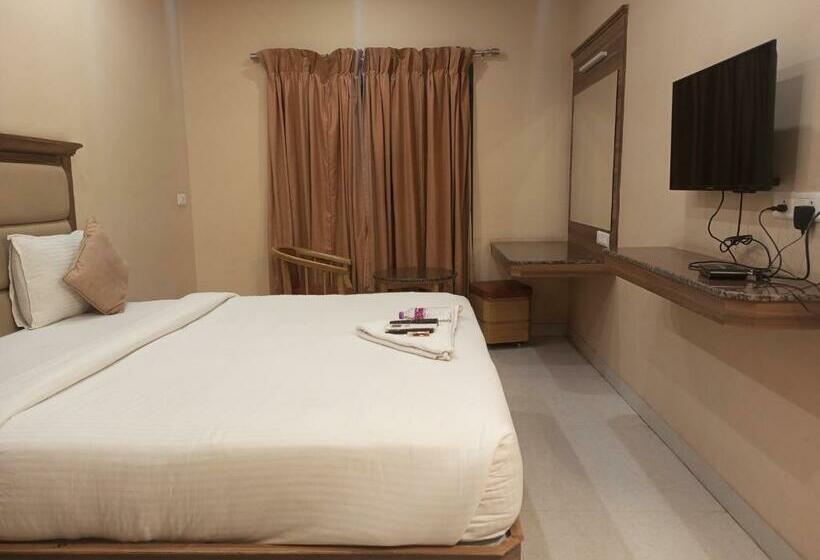 Номер Стандарт, Bairav Grand Madurai