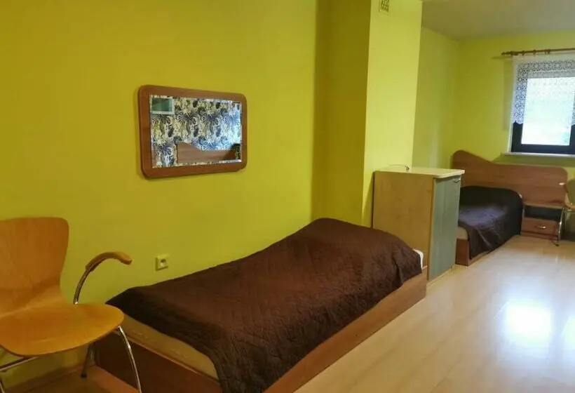 スタンダード４人部屋, Centrum Wypoczynkowo   Konferencyjne Bogdanka W Kalnicy