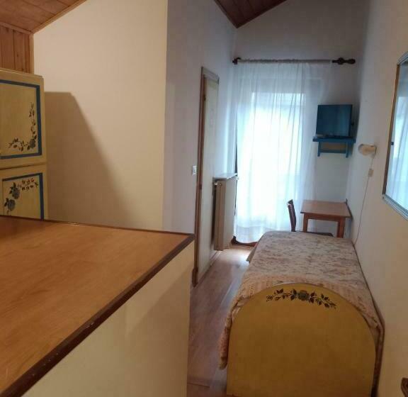 スタンダードシングルルーム, Oberthaler