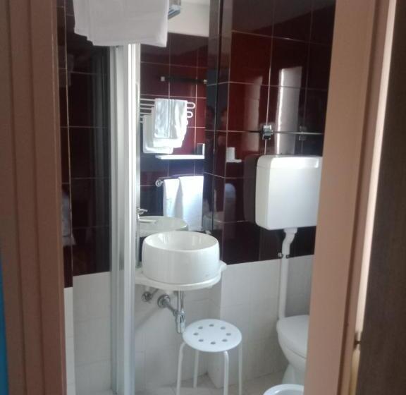 Номер Стандарт Индивидуальный, Oberthaler