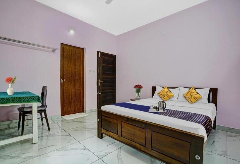 Трехместный Номер Классика, Spot On 804461 Shalom Palace Residency