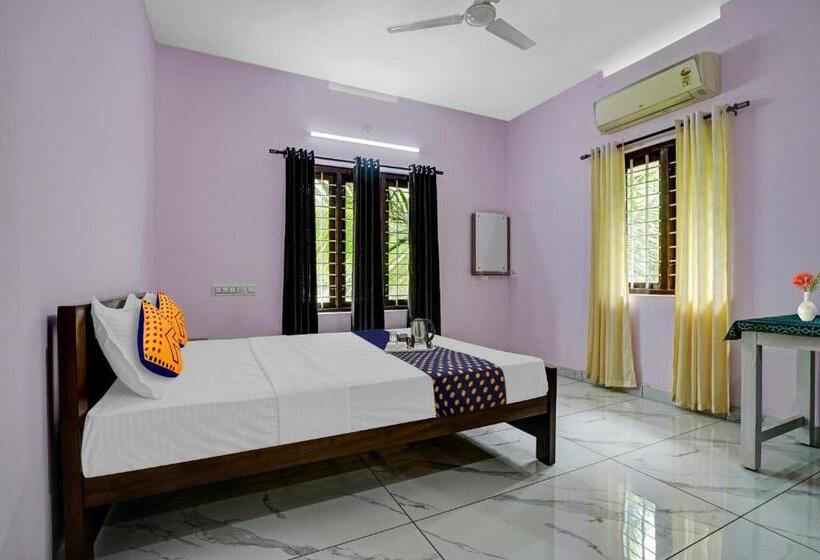 Трехместный Номер Классика, Spot On 804461 Shalom Palace Residency