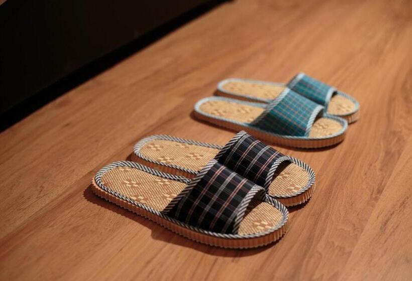 Quarto standard, Sunstone