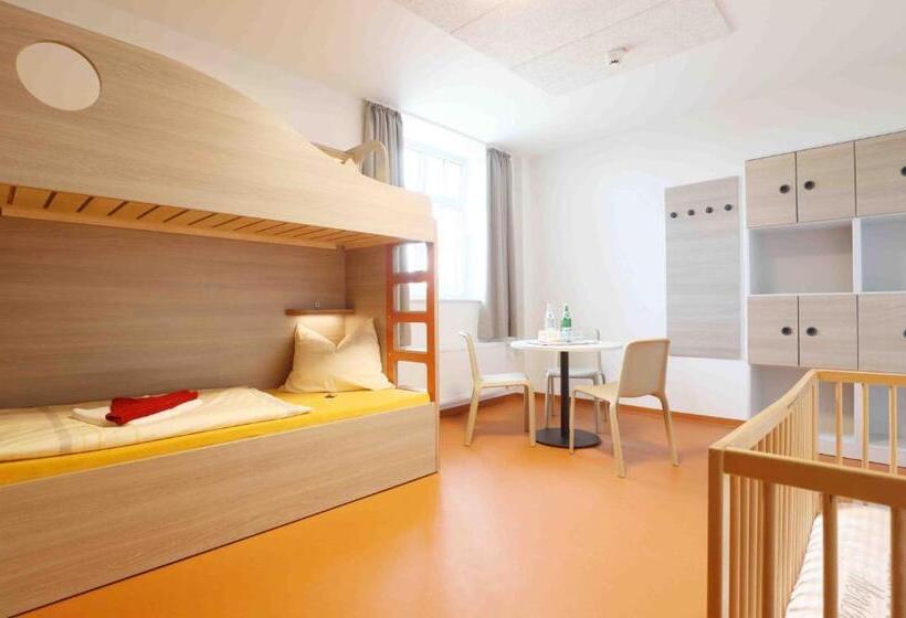 اتاق استاندارد, Jugendherberge Büsum