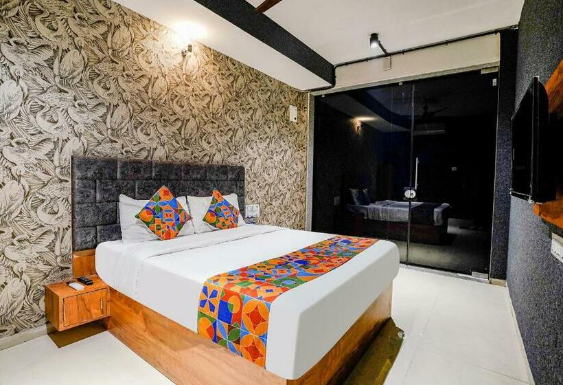 חדר דלוקס, Fabhotel The Life, Surat Airport