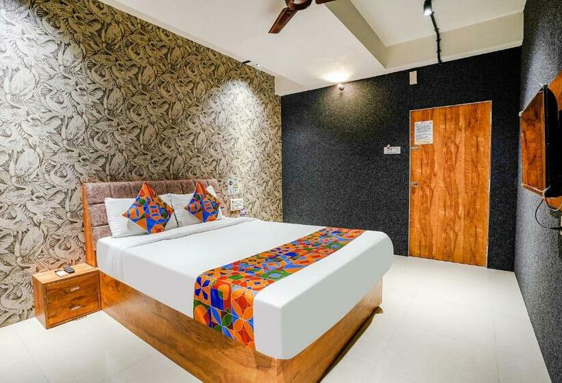 חדר סופריור, Fabhotel The Life, Surat Airport