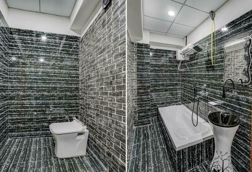 סוויטה, Fabhotel The Life, Surat Airport