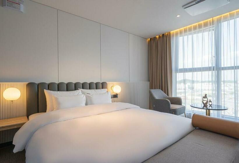 标准间, Brown Dot Siheung Geobuksum