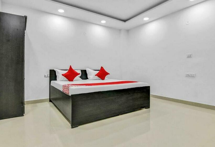 트리플 클래식 룸, Flagship Hotel Secret Mirage Near Rithala Metro Station