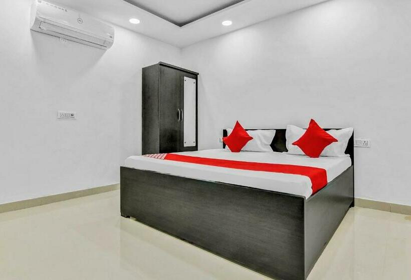 트리플 클래식 룸, Flagship Hotel Secret Mirage Near Rithala Metro Station