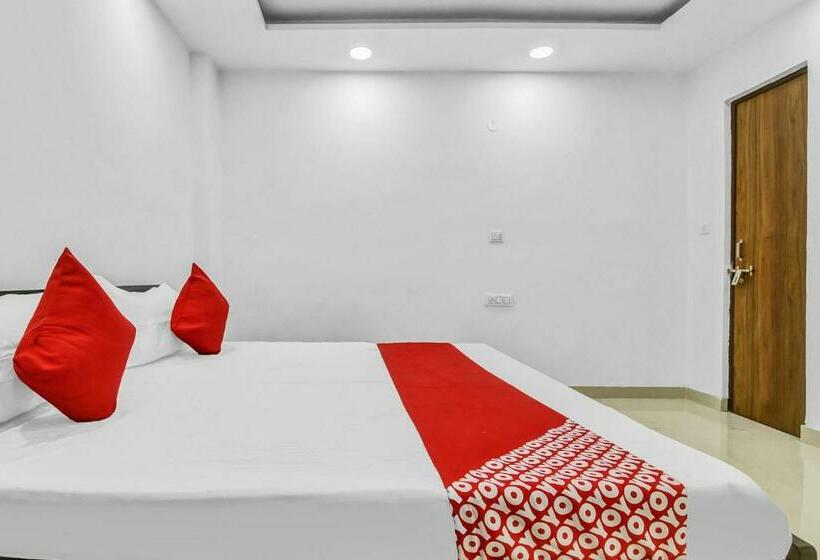 트리플 클래식 룸, Flagship Hotel Secret Mirage Near Rithala Metro Station