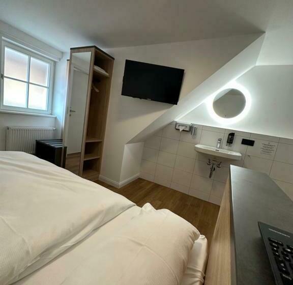 Economy Yhden Hengen Huone, Hopfenhotel Am Adenauerufer
