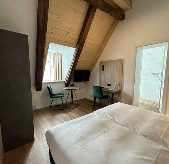 Standard-studio, Hopfenhotel Am Adenauerufer