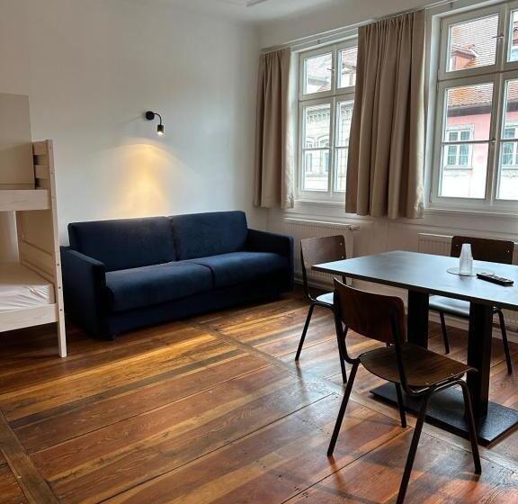 Huoneisto 3 Makuuhuonetta, Hopfenhotel Am Adenauerufer