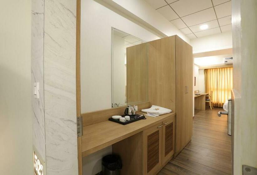 Quarto Estandar, Lotus