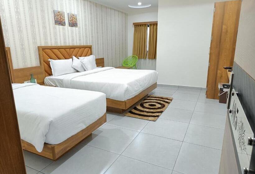 Quarto Triplo Clássico, Lotus