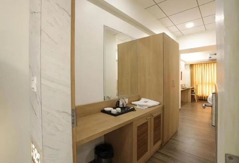 Chambre Quadruple Deluxe, Lotus