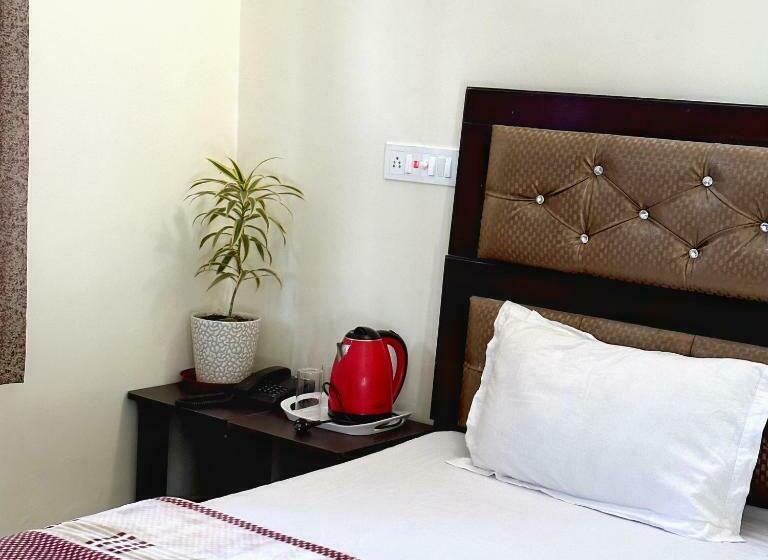 标准间, Raahi Stay, Landing Site Bir   Stay & Cafe