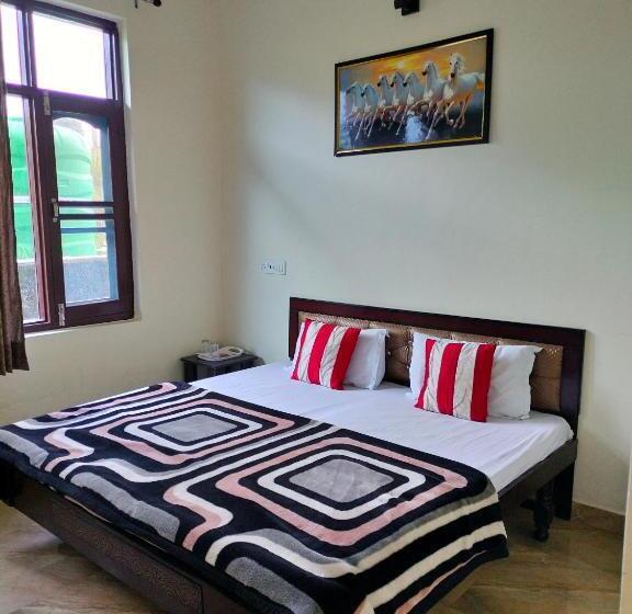 标准间, Raahi Stay, Landing Site Bir   Stay & Cafe