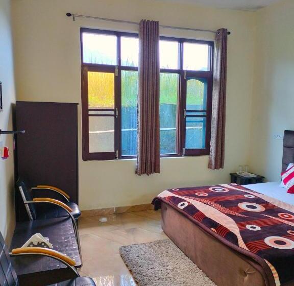 标准间, Raahi Stay, Landing Site Bir   Stay & Cafe