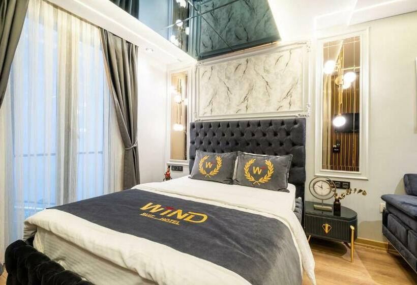 スタンダードスタジオ, Wind Suit