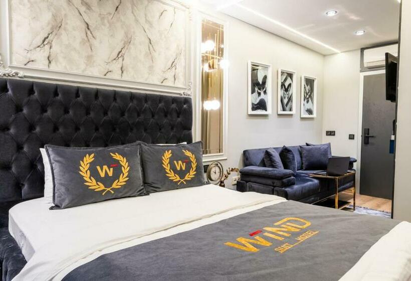 スタンダードスタジオ, Wind Suit