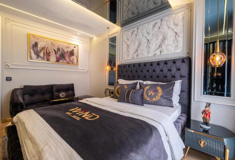 スタンダードスタジオ, Wind Suit