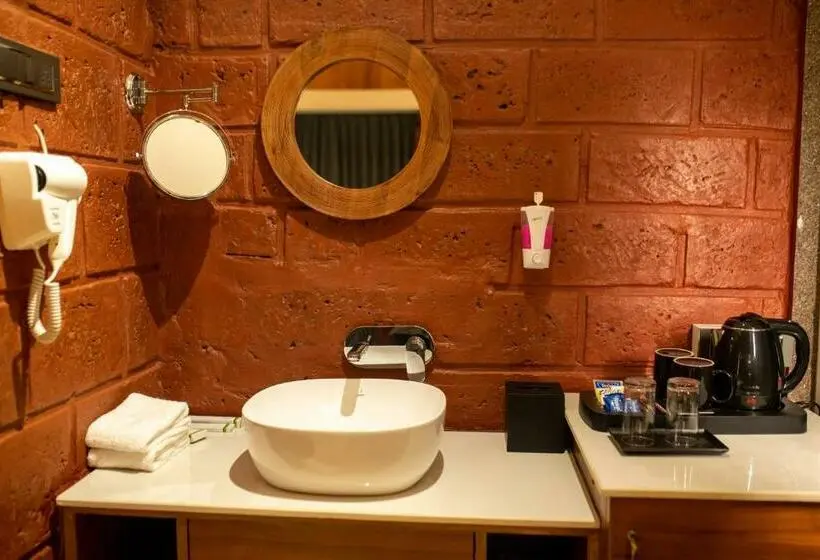 デラックスルーム, Aathavan Matichi Eco Resort