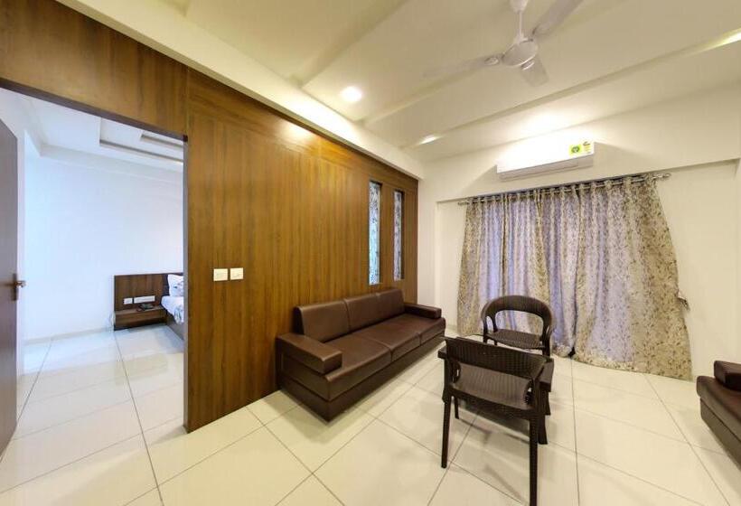 Люкс Кровать Кинг, Anantam Resort