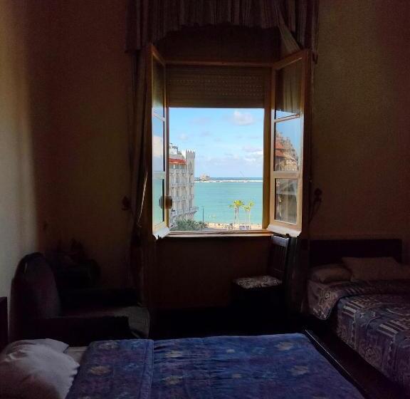 اتاق استاندارد با چشمانداز دریا, Clement S House Hostel