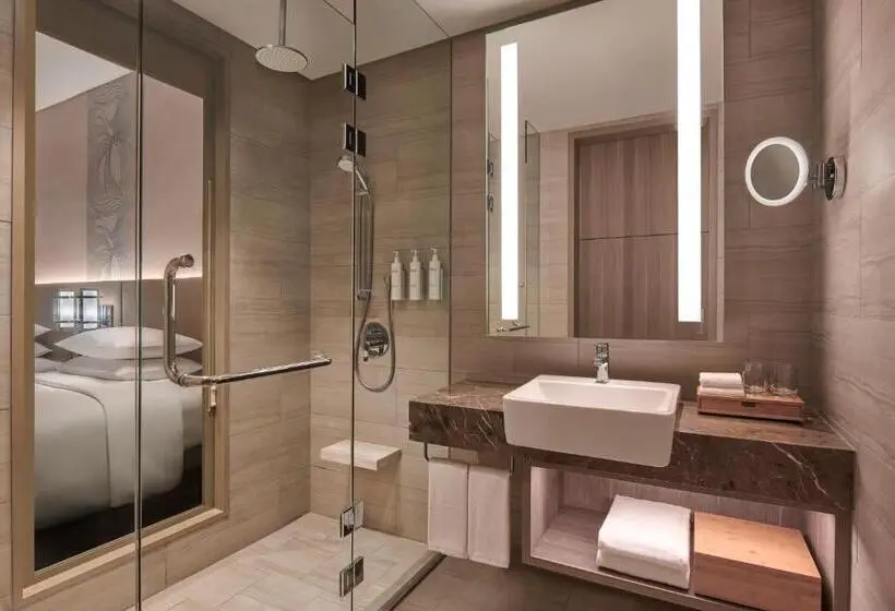 デラックスルーム, Courtyard By Marriott Setia Alam