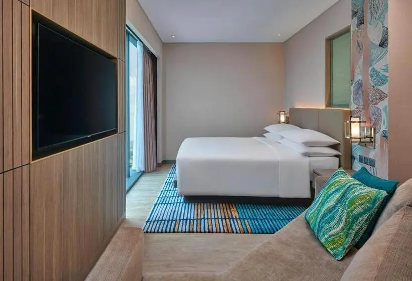 キングサイズベッドのスイートルーム, Courtyard By Marriott Setia Alam