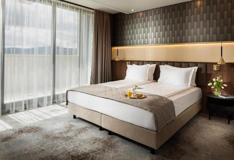 스위트, Kings Valley Medical & Spa