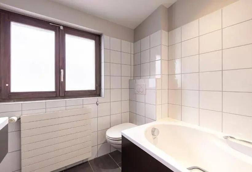 اتاق استاندارد, No 8 Bed & Bar