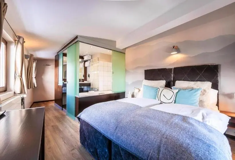 اتاق استاندارد با چشمانداز, No 8 Bed & Bar