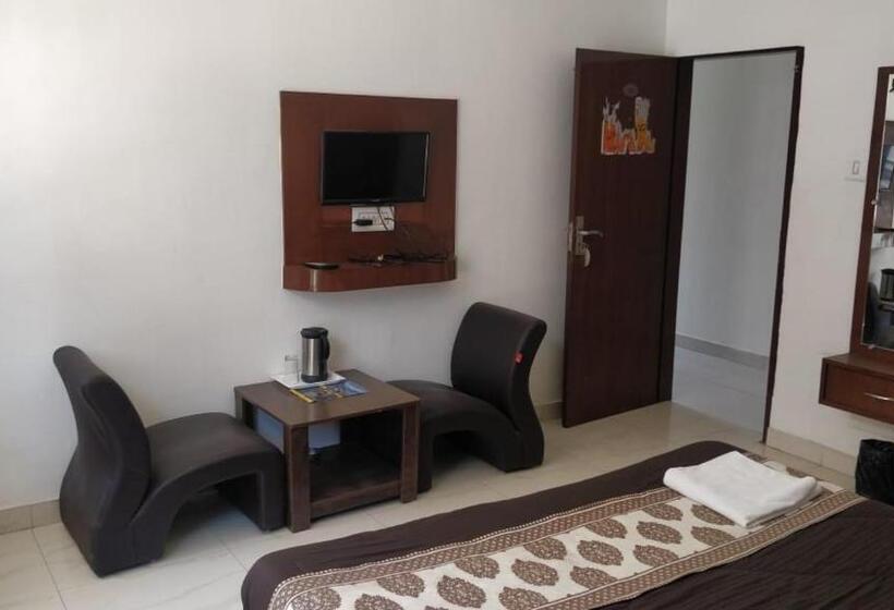 اتاق استاندارد با تخت بزرگ, Vansh Guest House Old Kasol