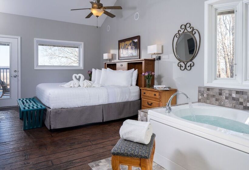 带河湖景观的套房, Hermann Hill