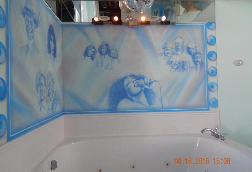 스탠다드 룸 킹사이즈 침대, Summer Nites