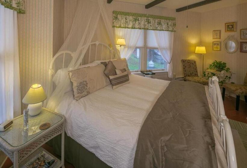 غرفة قياسية, Taylor House Inn